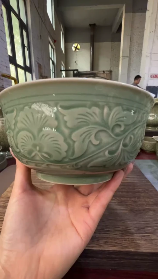 耀州窑牡丹7寸碗一只