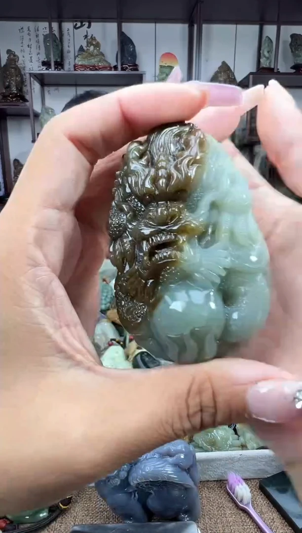 未镶嵌和田玉把件1
