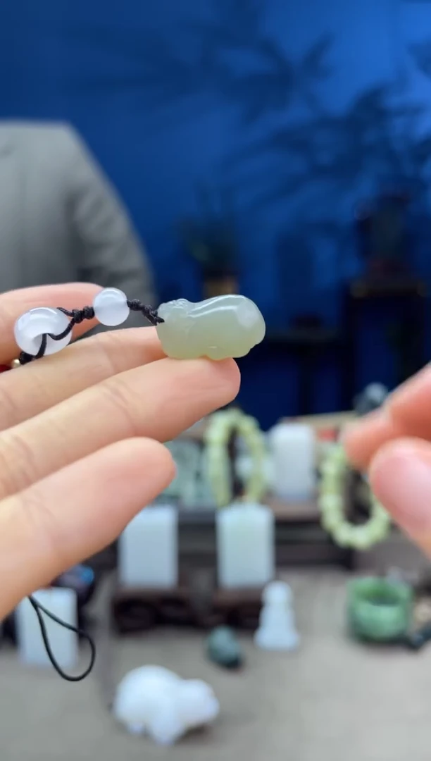 【闪购商品】和田玉颈饰未镶嵌1