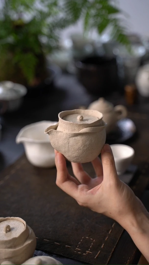 无兰鼎平白玉段泥手捏飘带宝瓶120ml