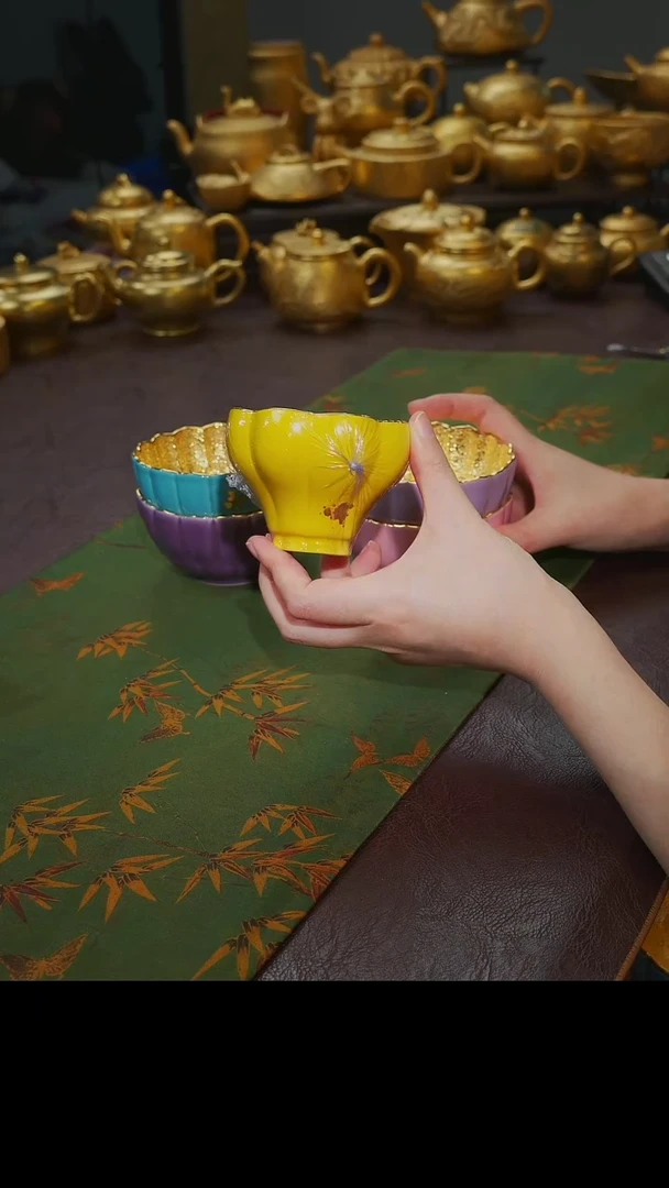 茶杯紫砂【宜景窑系列】帝王黄大曼陀罗