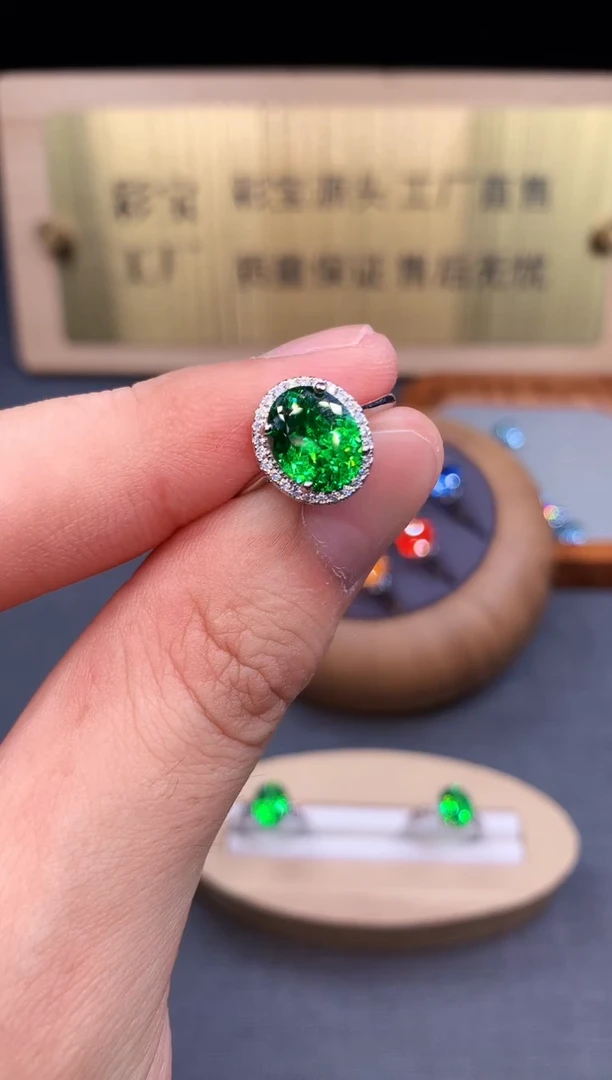 绿色碧玺戒指银S925镶嵌6565