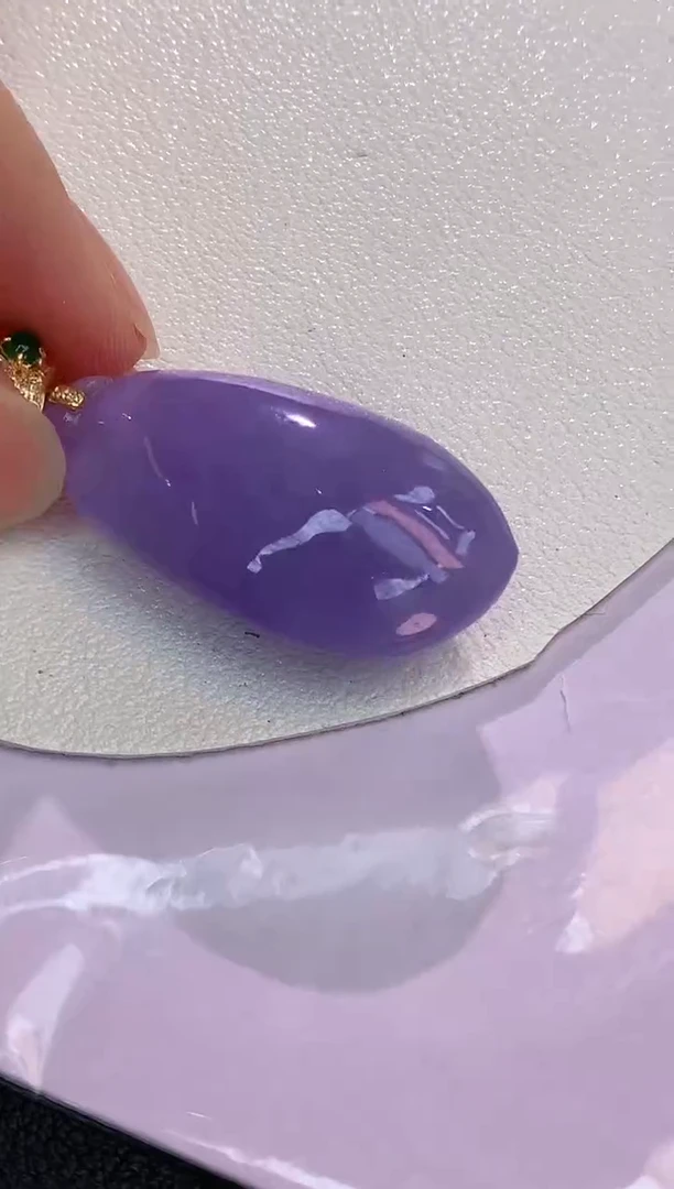 颈饰18K金镶嵌翡翠赠礼盒证书 珍珍