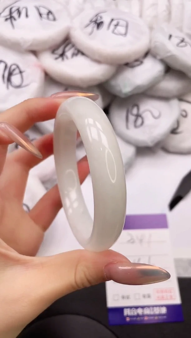 【闪购商品】和田玉手镯未镶嵌1K341-58