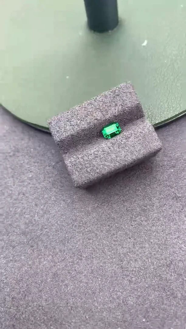 【闪购商品】祖母绿裸石未镶嵌58分祖母绿戒指
