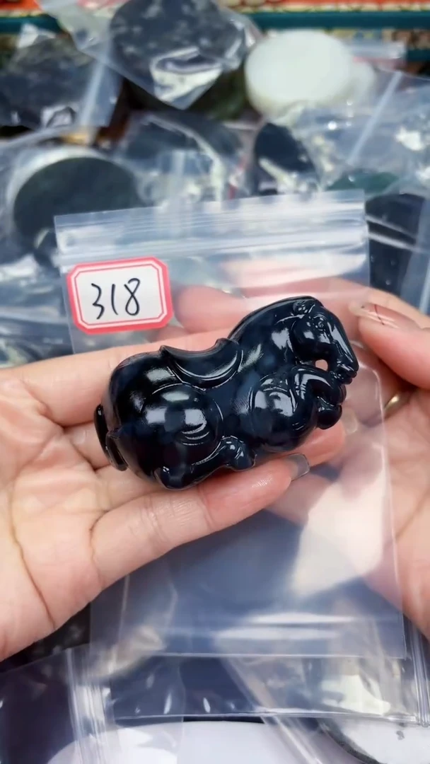 颈饰未镶嵌和田玉和田玉