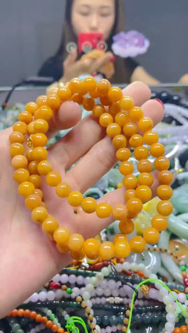 颈饰未镶嵌翡翠8MM/G/翡翠A货，一件也是批发价