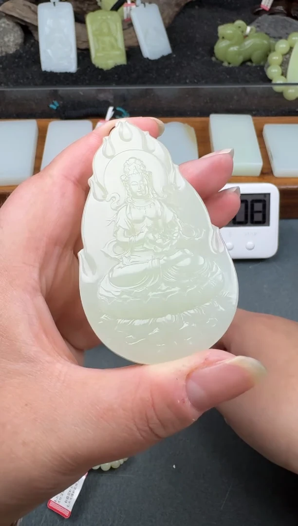 颈饰未镶嵌和田玉4
