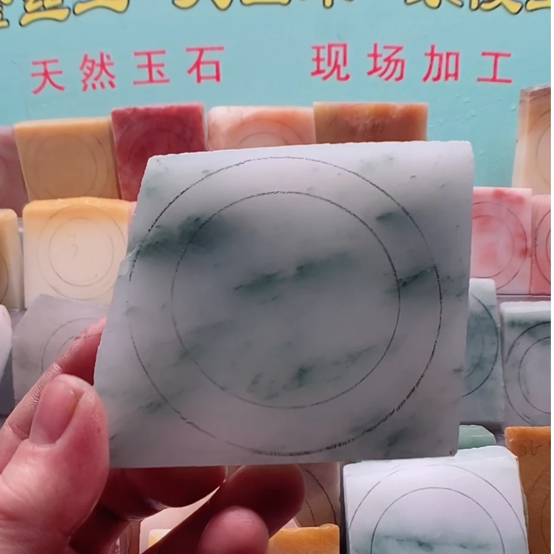 新疆金丝玉天山雪翠手镯定制