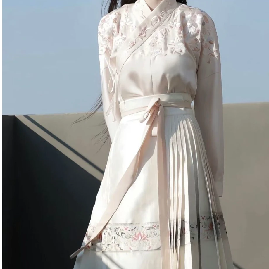 秋冬新中式上衣高级感+汉尚华莲月灯游马面裙套装B3-03A-2736#