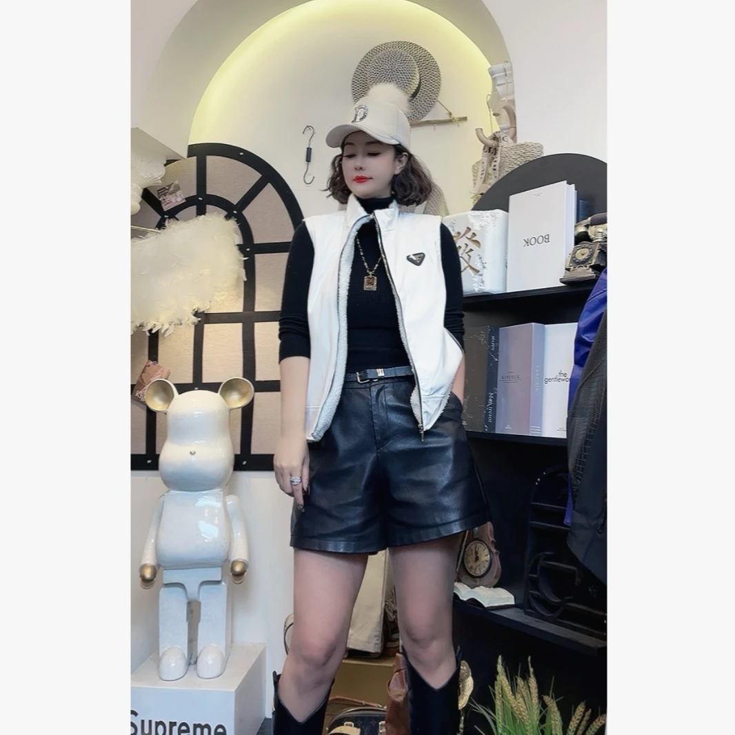 D25122810新款韩系皮马甲时尚秋冬加厚显瘦马甲上衣女