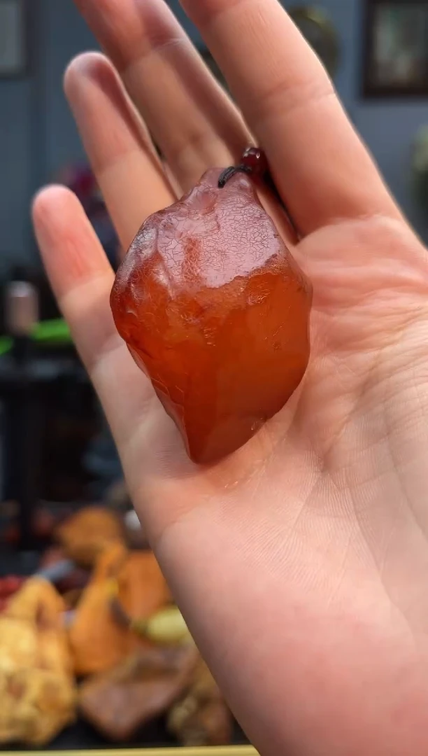 琥珀颈饰未镶嵌吊坠