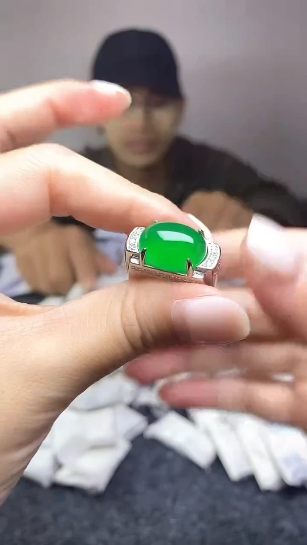 满色吊坠 所见即所得！