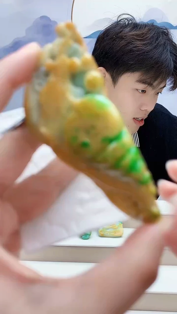 未镶嵌定制翡翠白***饭5145lr-毛货挂件