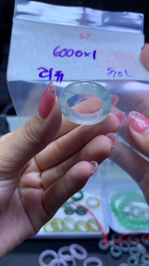 未镶嵌定制翡翠戒圈#6000元-毛货需精细抛光