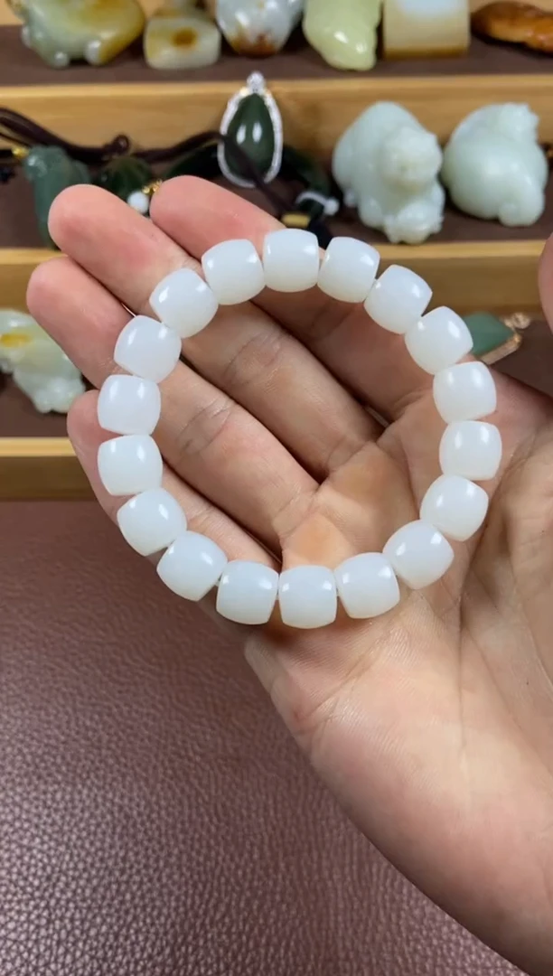 颈饰未镶嵌和田玉5