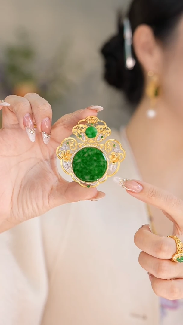 吊坠(不含链)18K金镶嵌翡翠18K金镶翡翠吊坠ZS