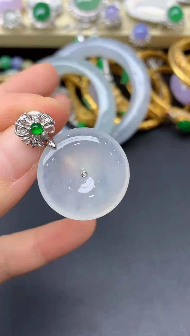 颈饰18K金镶嵌翡翠321-雪姐翡翠天天见