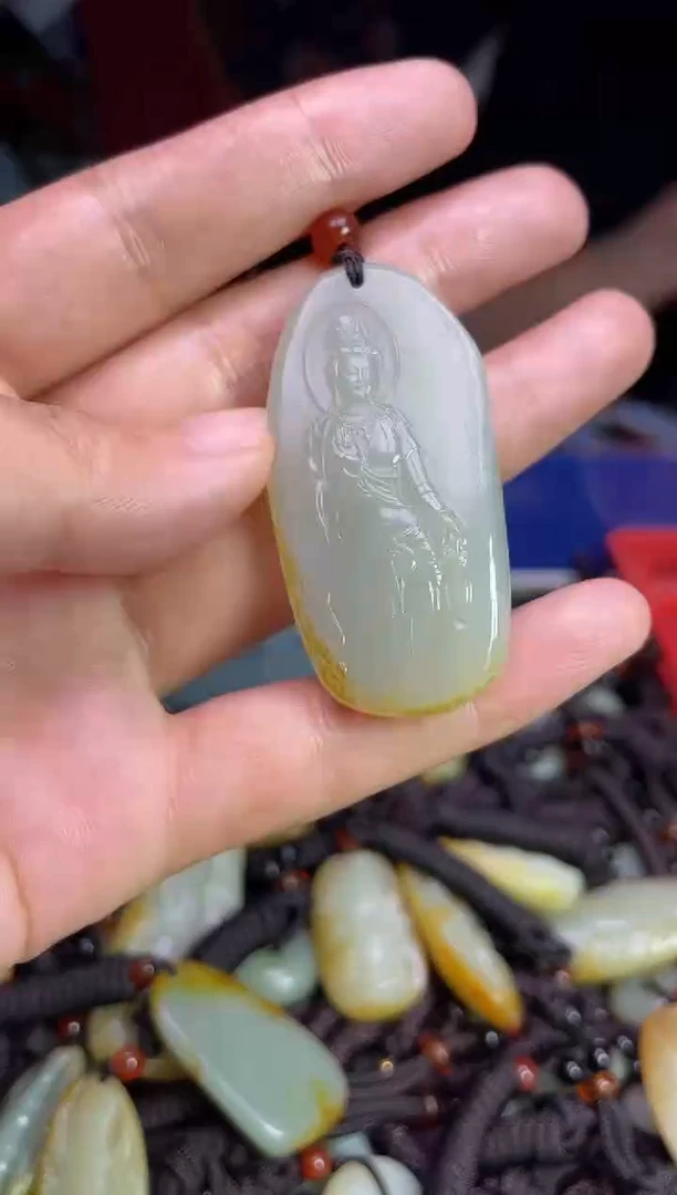 未镶嵌和田玉挂件1