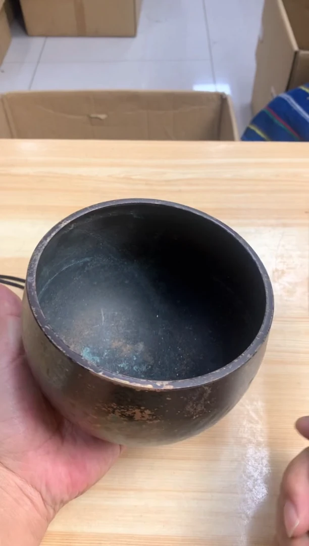 默认微瑕，no退no换，介意勿拍