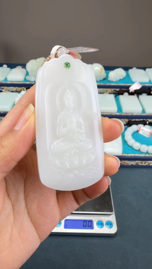 颈饰未镶嵌和田玉财***来1