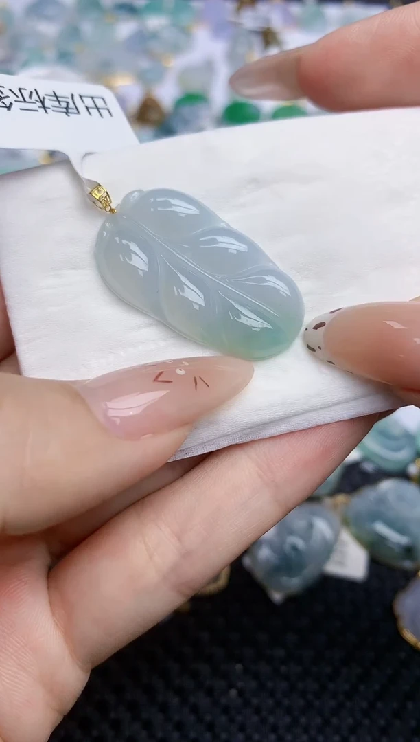 翡翠18K金镶嵌颈饰89   天然翡翠A货