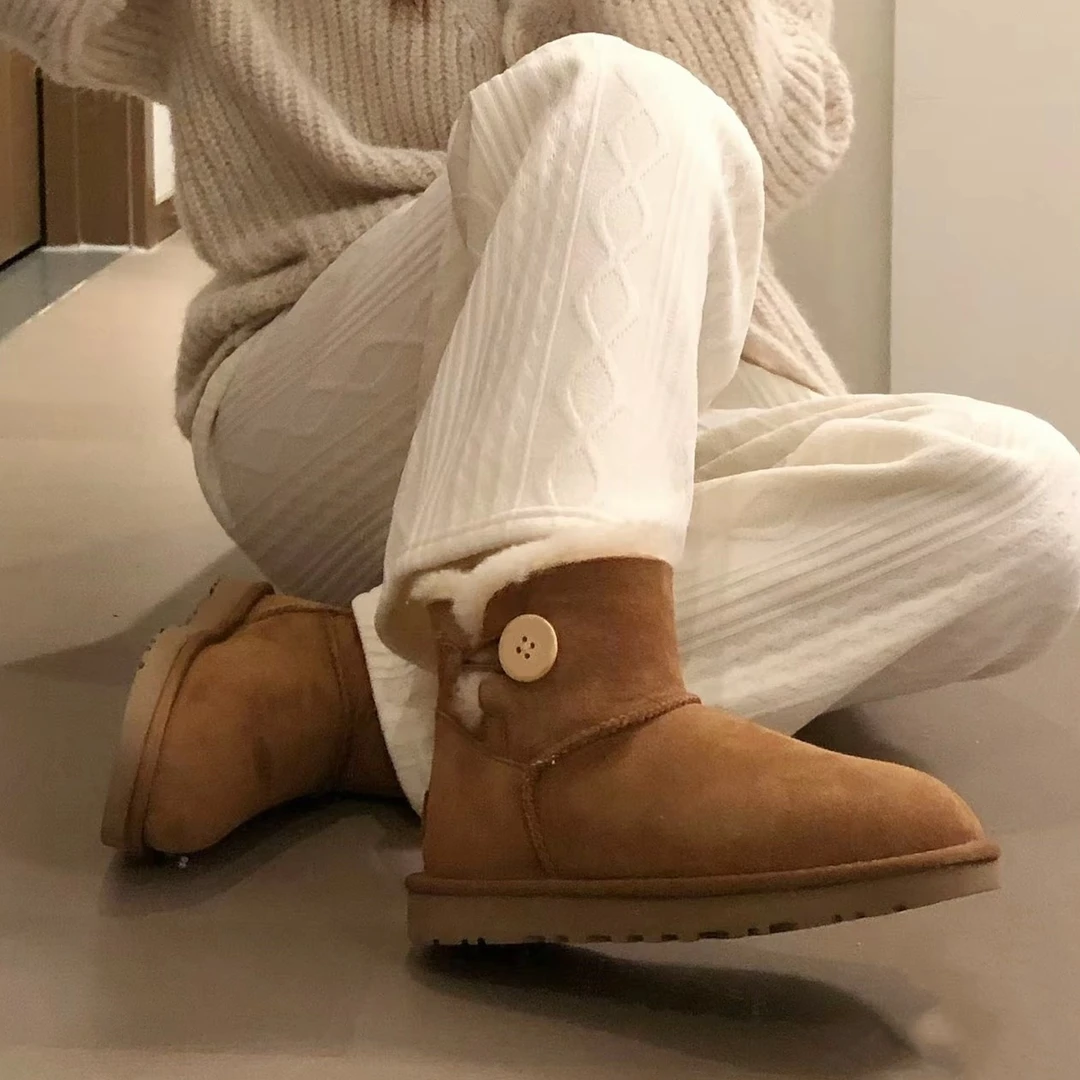 【短筒木扣】桑坡2025款真羊皮毛一体雪地靴加厚女士时尚百搭保暖