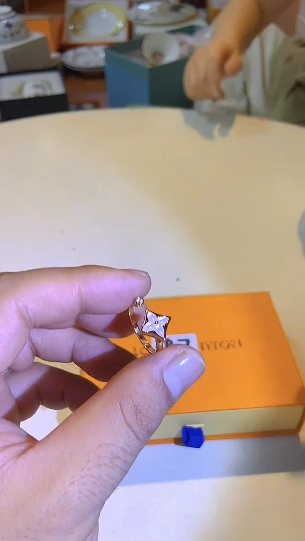 杯鸿辉家品牌瓷器，京东包邮！驴7