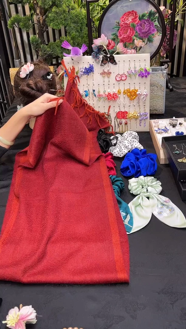 织绣小***梦非遗手工苏绣饰品