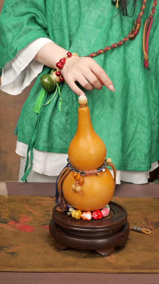 56--精品大漆酒葫芦-----118