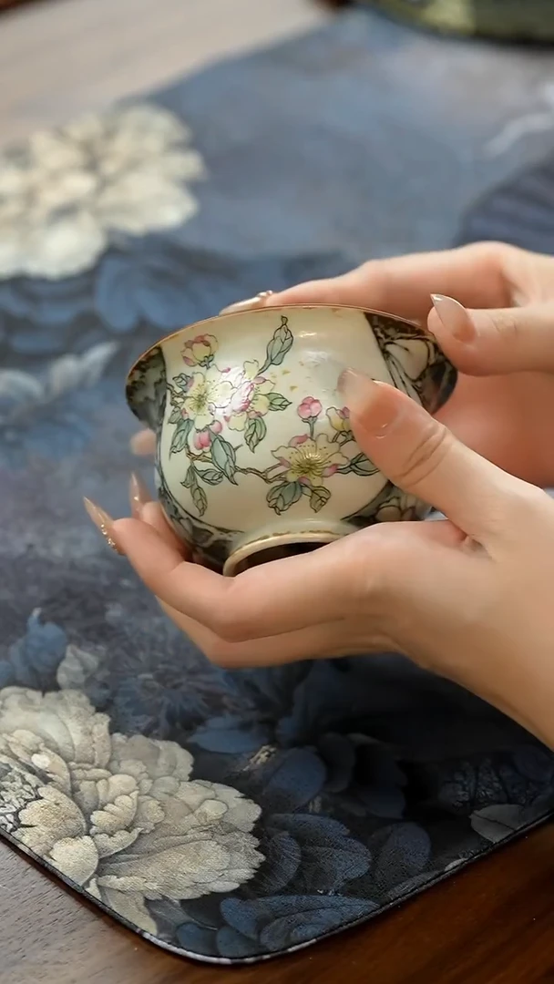11留器茶斋高货瓷器@@YG0315