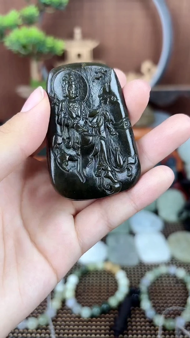 和田玉未镶嵌颈饰1