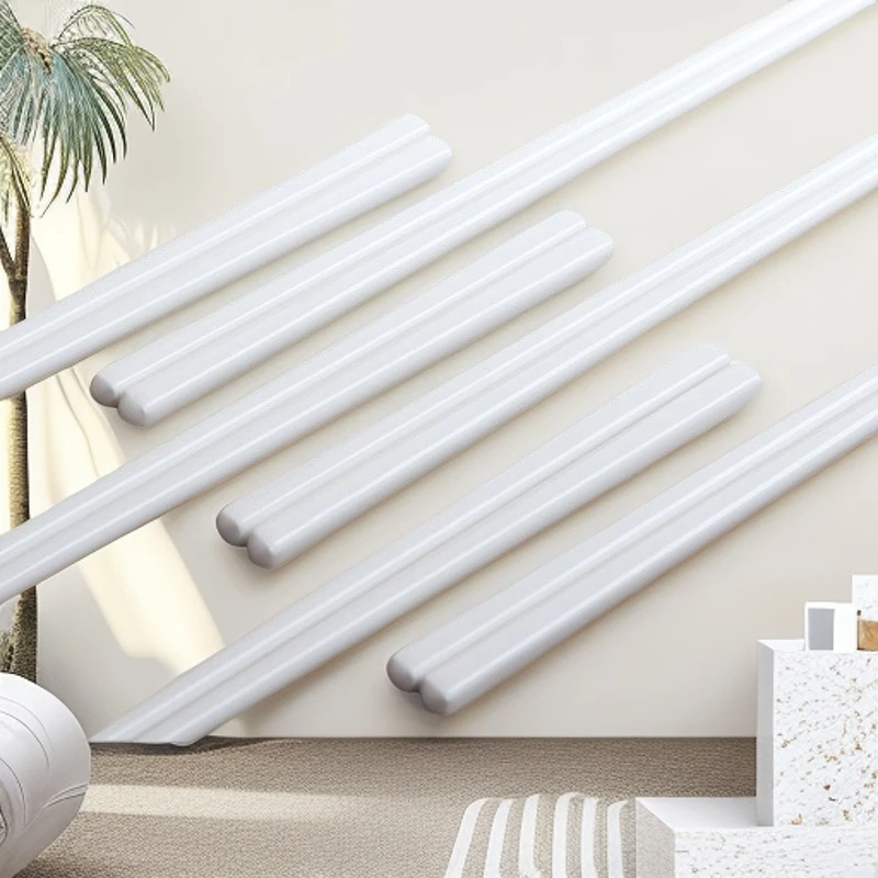 陶瓷筷子家用纯白色公筷家庭装釉下彩高档防霉新款耐高温餐具套装