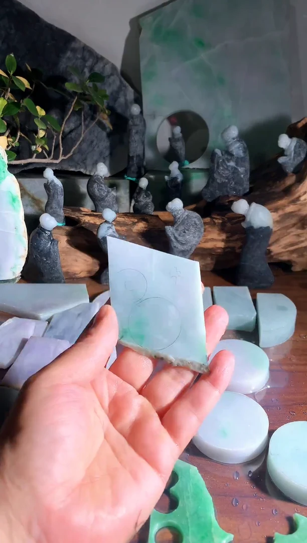 【闪购商品】翡翠吊坠(不含链)未镶嵌E27