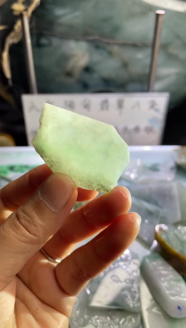 未镶嵌挂件翡翠天然缅甸翡翠A货