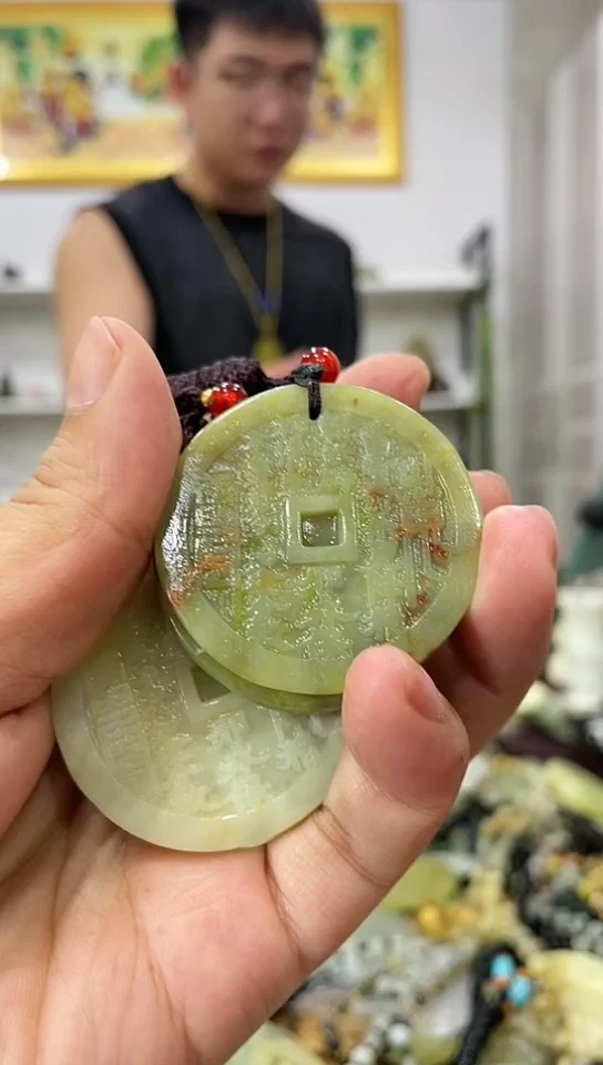 岫玉未镶嵌挂件   多样性发货其中发一件