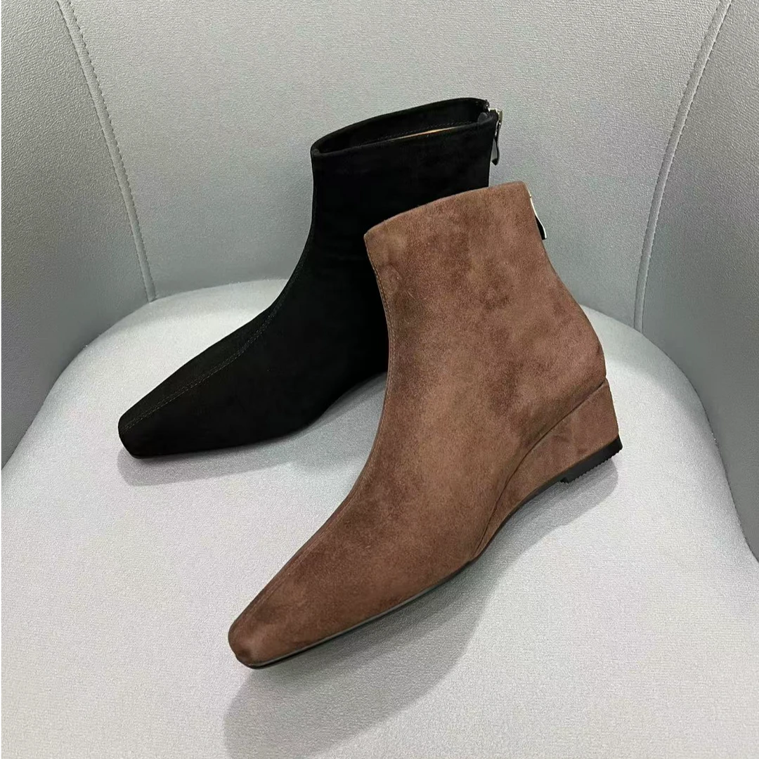 跟高4厘米A404-E150-1低跟坡跟秋冬气质女士短靴百搭棕色时尚矮靴