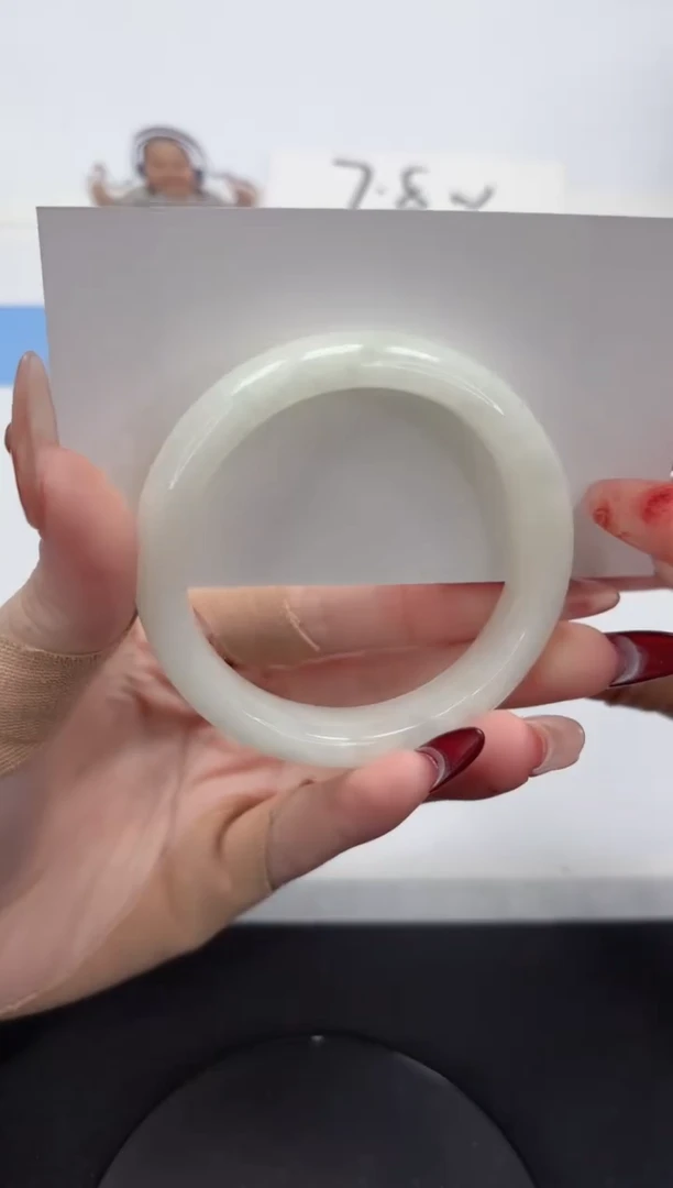 【闪购商品】和田玉手镯未镶嵌A145-55.4