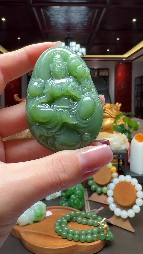 未镶嵌和田玉挂件by