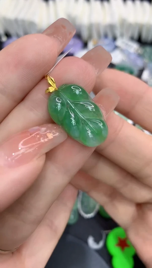 吊坠(不含链)18K金镶嵌翡翠1111111111111