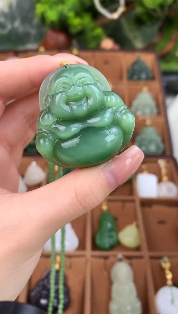颈饰未镶嵌和田玉吊坠40mm