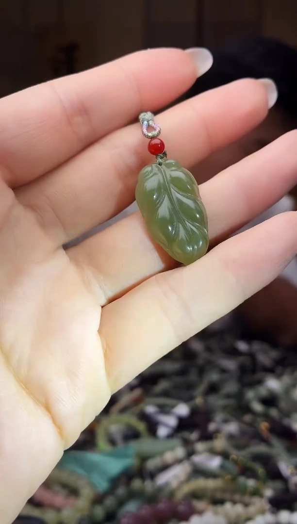 颈饰未镶嵌和田玉多样性发货，拍一发一