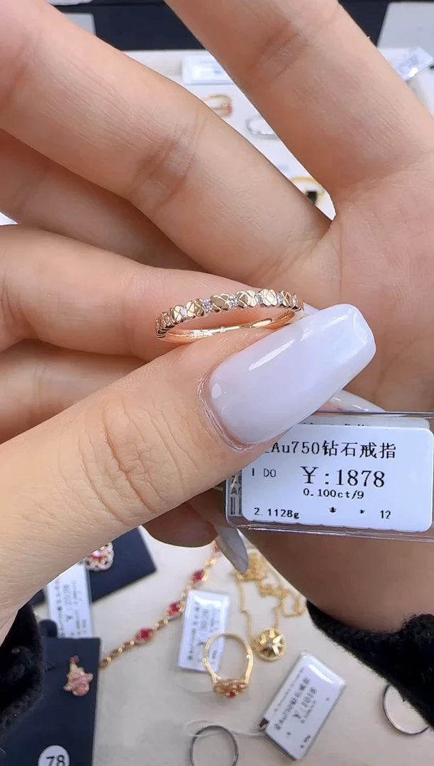 【闪购商品】钻石戒指/指环18K金镶嵌169900