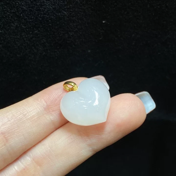 18K和田玉吊坠 18K和田玉吊坠