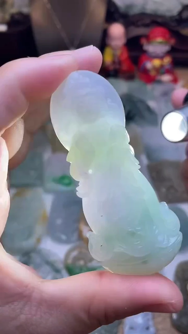 颈饰未镶嵌翡翠观音