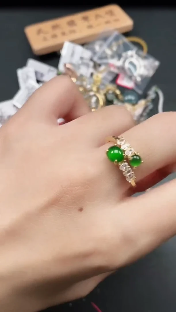 银S925镶嵌戒指翡翠1111