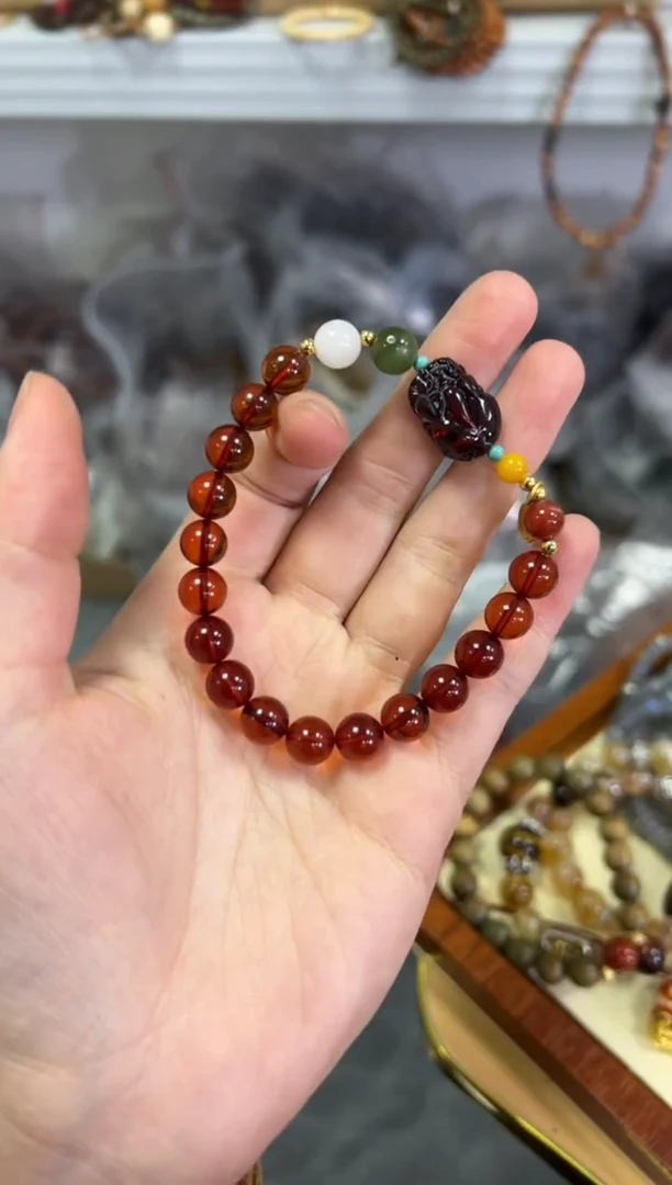 【闪购商品】血珀手链未镶嵌血珀貔貅款手链[625]