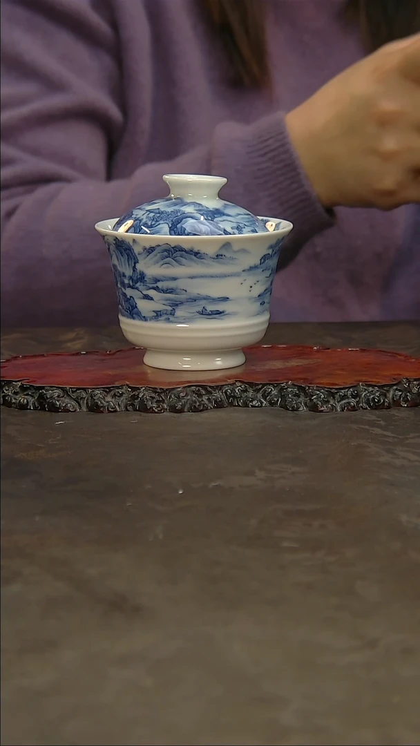 【闪购商品】青花手绘山水盖碗