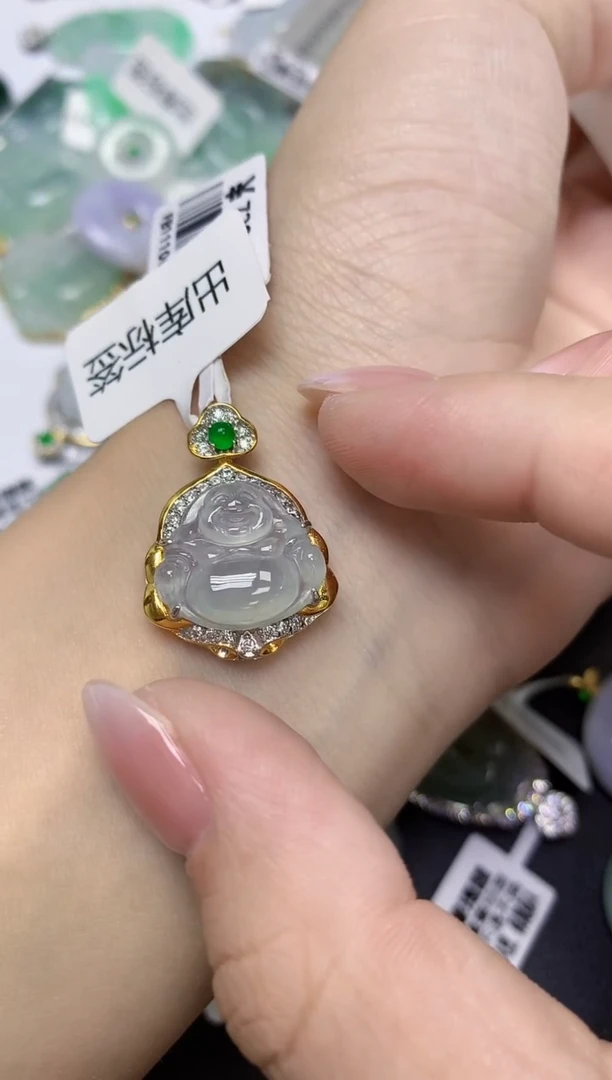 颈饰未镶嵌翡翠天然缅甸翡翠A货多样性发一件
