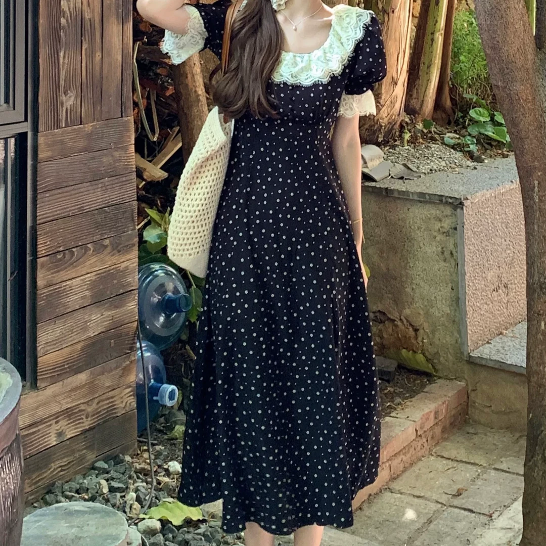 法式蕾丝拼接气质复古收腰遮肚显瘦赫本风碎花连衣裙女夏5891